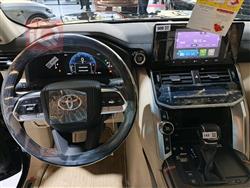 تۆیۆتا لاند کروزەر